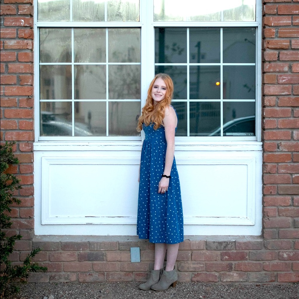 Meet your Posher, Madee